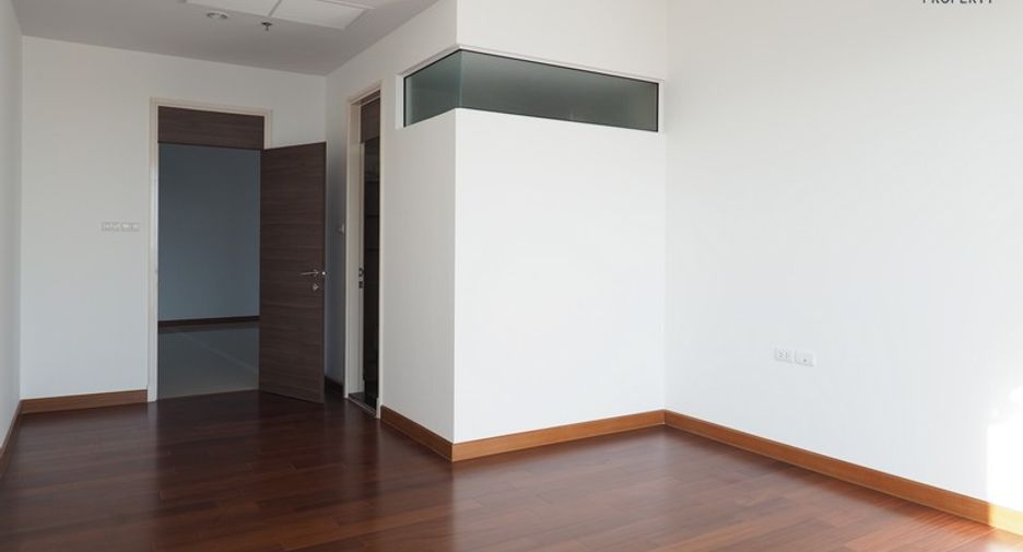 Wohnung zum Kauf mit 4 Zimmer in Yan Nawa, Bangkok