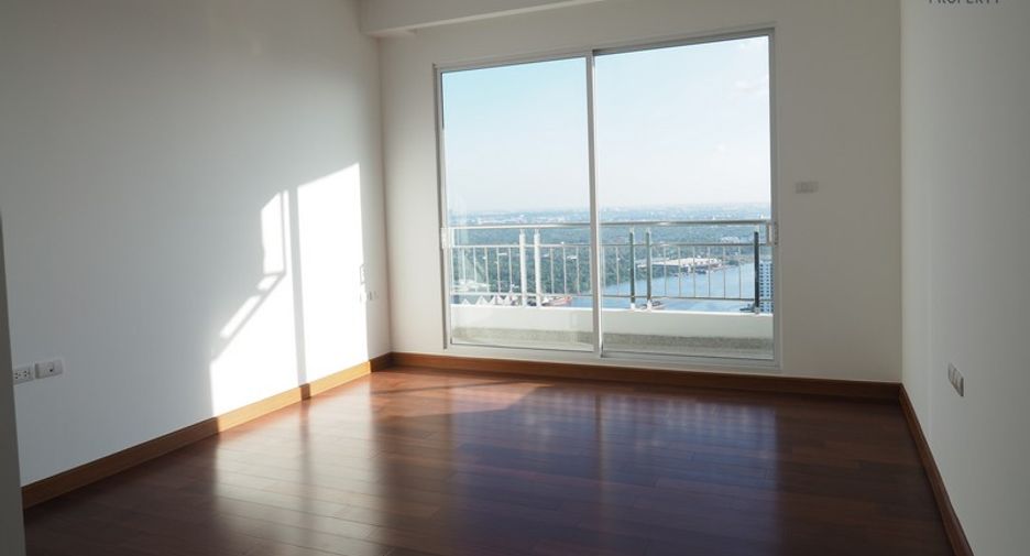 Wohnung zum Kauf mit 4 Zimmer in Yan Nawa, Bangkok