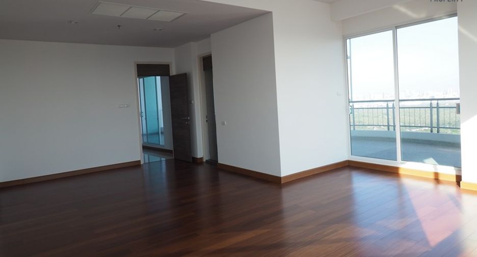 Wohnung zum Kauf mit 4 Zimmer in Yan Nawa, Bangkok