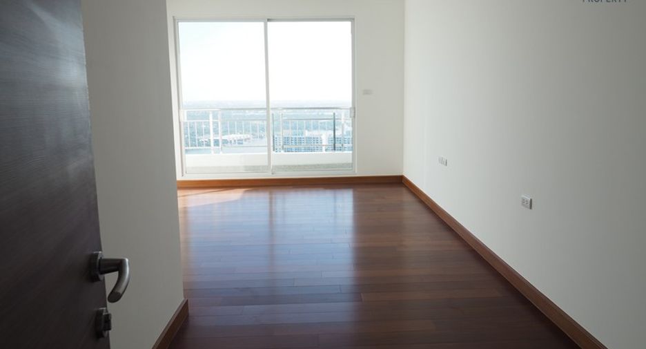 Wohnung zum Kauf mit 4 Zimmer in Yan Nawa, Bangkok