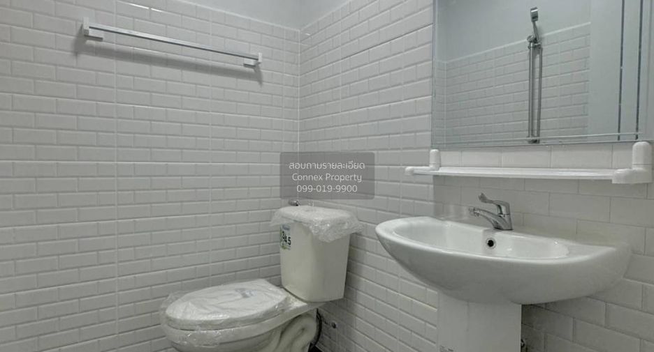 For sale 3 bedrooms townhouse in Sai Noi, Nonthaburi