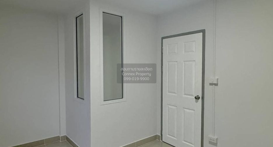 For sale 3 bedrooms townhouse in Sai Noi, Nonthaburi