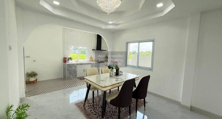 For sale 4 bedrooms house in Khlong Sam Wa, Bangkok