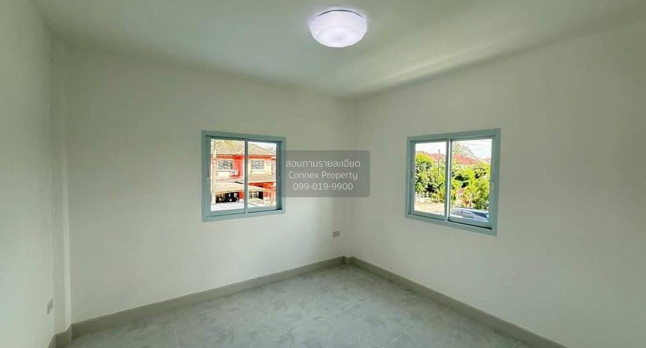 For sale 4 bedrooms house in Khlong Sam Wa, Bangkok