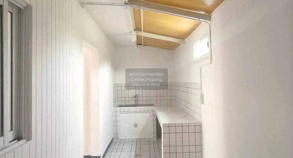 For sale 2 bedrooms townhouse in Sai Noi, Nonthaburi