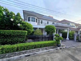 For sale 3 bedrooms house in Mueang Nonthaburi, Nonthaburi