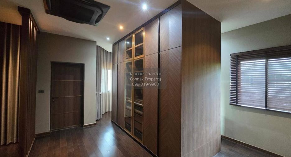 For sale 3 bedrooms house in Mueang Nonthaburi, Nonthaburi