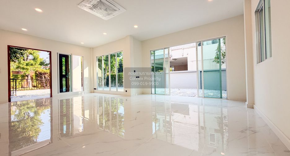 For sale 4 bedrooms house in Mueang Nonthaburi, Nonthaburi