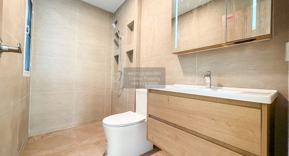 For sale 4 bedrooms house in Mueang Nonthaburi, Nonthaburi