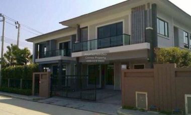 For sale 6 bedrooms house in Suan Luang, Bangkok