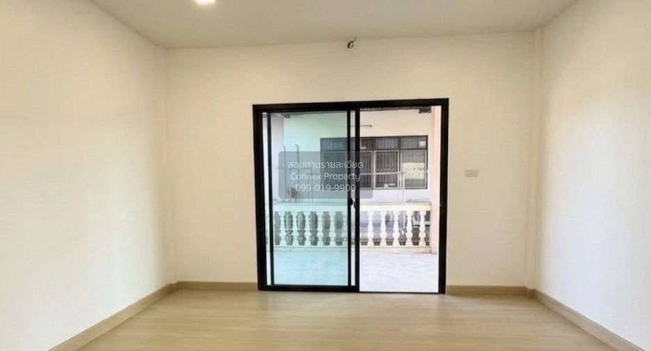 For sale 2 bedrooms townhouse in Mueang Nonthaburi, Nonthaburi