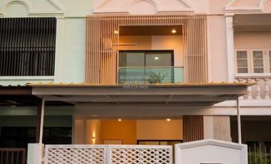For sale 2 bedrooms townhouse in Mueang Nonthaburi, Nonthaburi