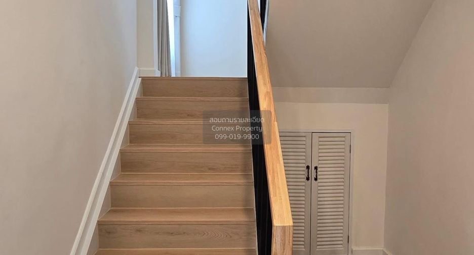 For sale 4 bedrooms house in Khlong Sam Wa, Bangkok