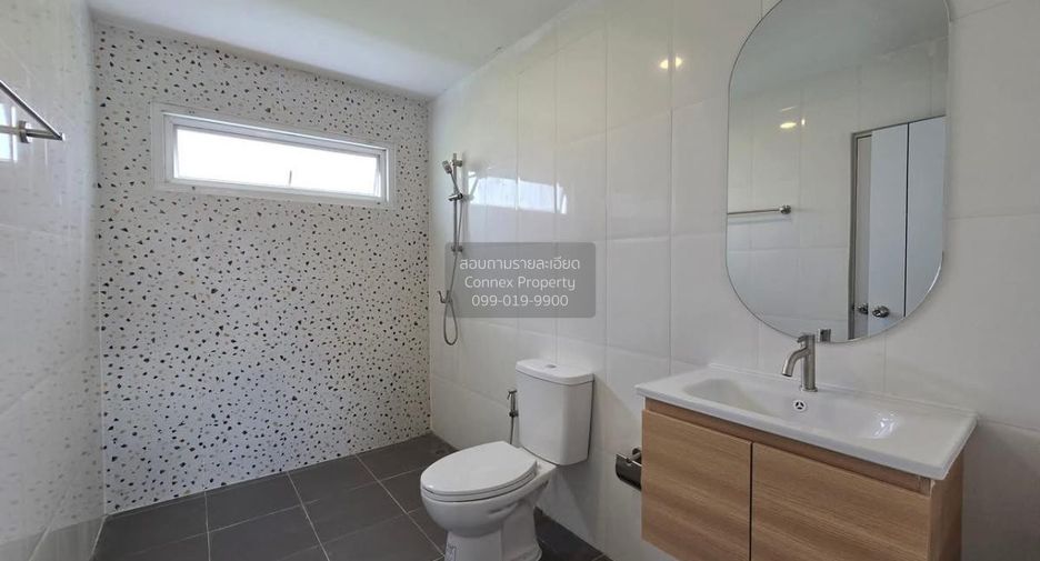 For sale 4 bedrooms house in Khlong Sam Wa, Bangkok