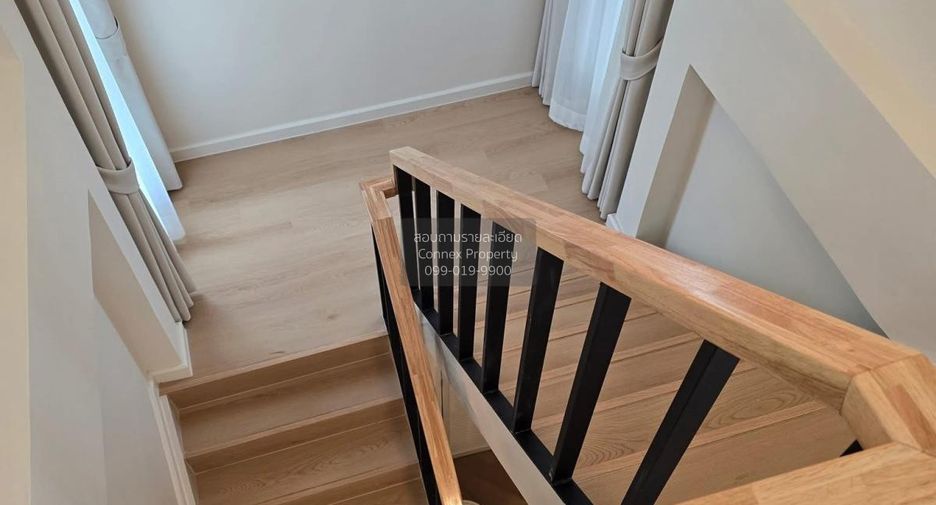 For sale 4 bedrooms house in Khlong Sam Wa, Bangkok