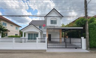 For sale 4 bedrooms house in Khlong Sam Wa, Bangkok