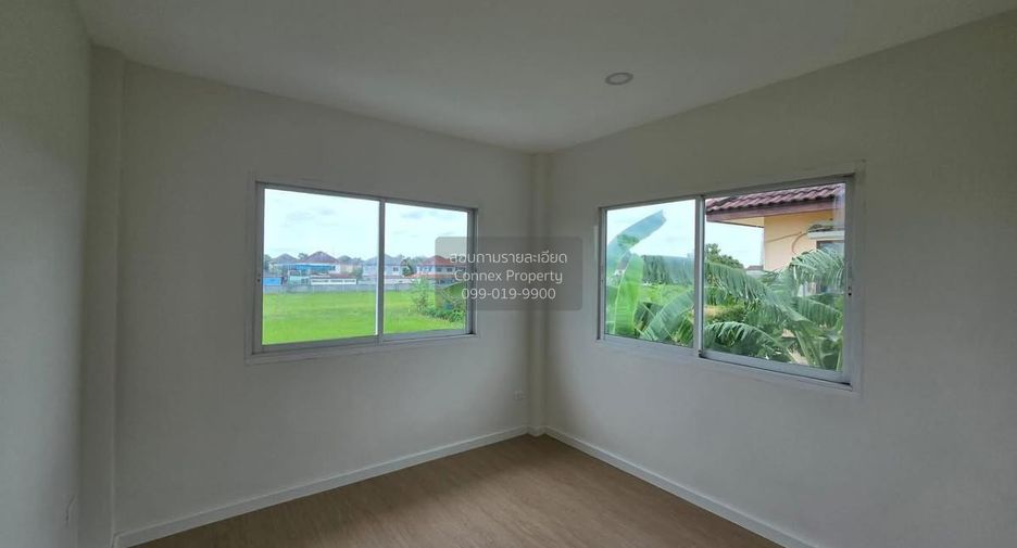 For sale 4 bedrooms house in Khlong Sam Wa, Bangkok
