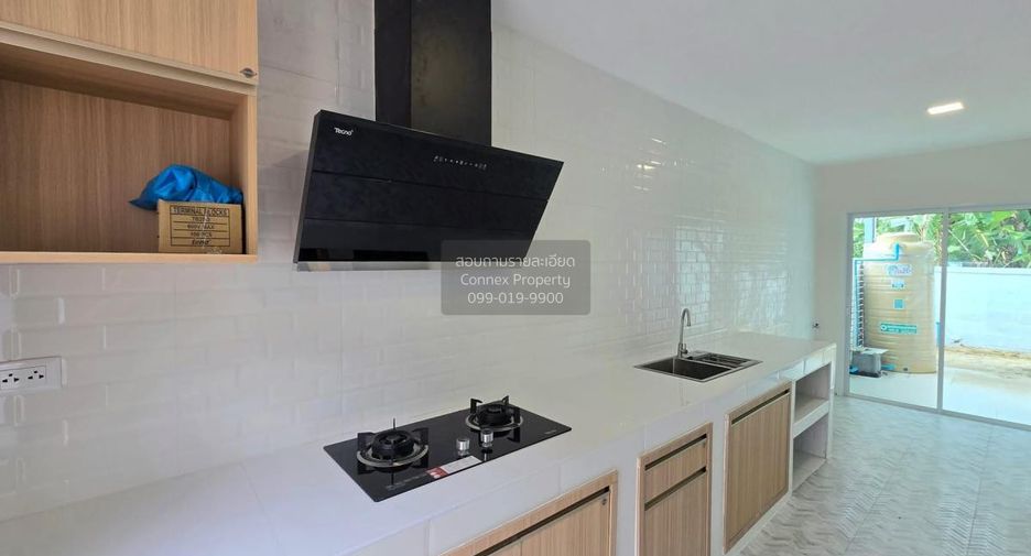 For sale 4 bedrooms house in Khlong Sam Wa, Bangkok