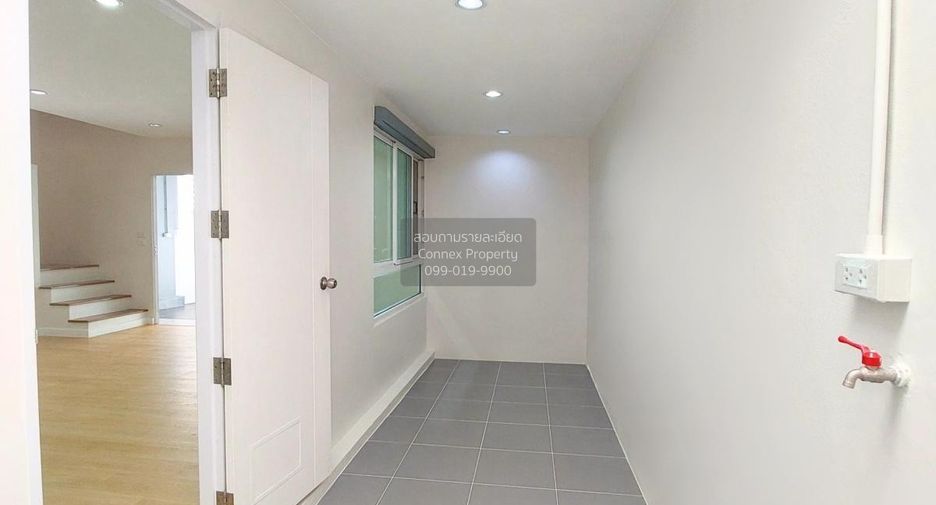 For sale 3 bedrooms townhouse in Bang Kruai, Nonthaburi