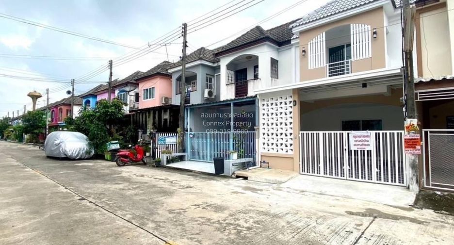 For sale 2 bedrooms townhouse in Thanyaburi, Pathum Thani