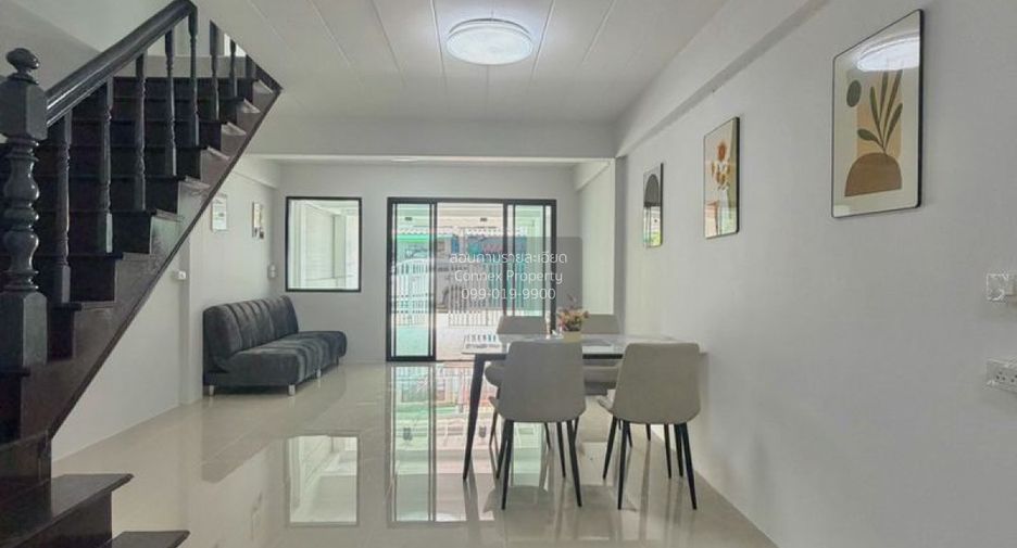 For sale 3 bedrooms townhouse in Mueang Nonthaburi, Nonthaburi
