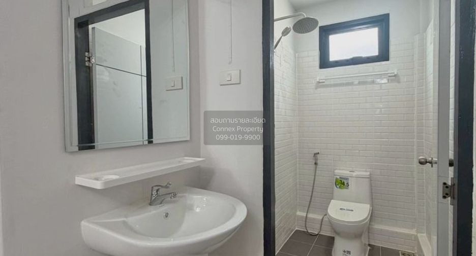 For sale 3 bedrooms townhouse in Mueang Nonthaburi, Nonthaburi