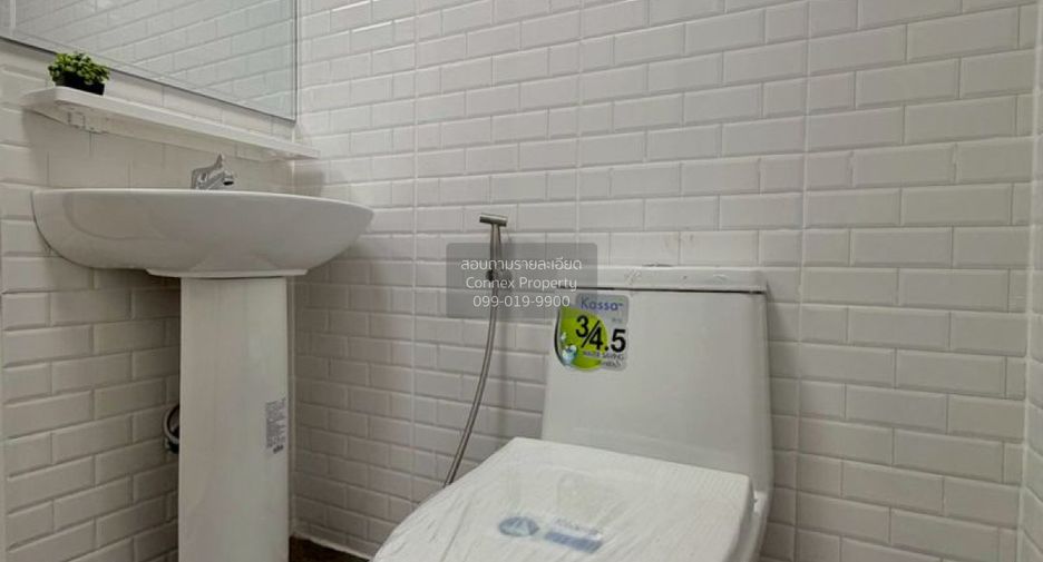 For sale 3 bedrooms townhouse in Mueang Nonthaburi, Nonthaburi