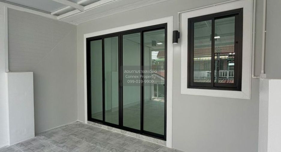 For sale 3 bedrooms townhouse in Mueang Nonthaburi, Nonthaburi