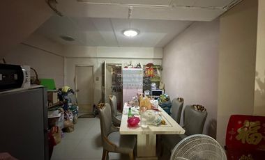 Reihenhaus zum Kauf mit 2 Zimmer in Phra Khanong, Bangkok