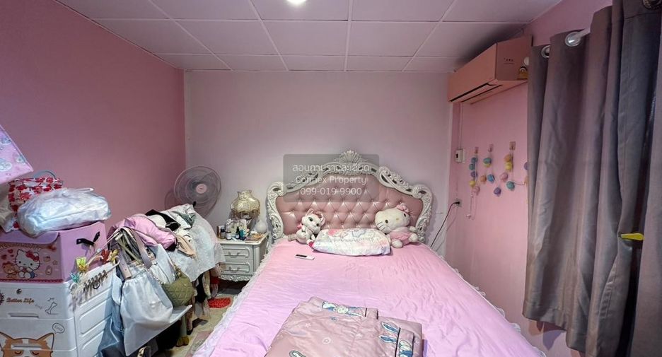 Reihenhaus zum Kauf mit 2 Zimmer in Phra Khanong, Bangkok