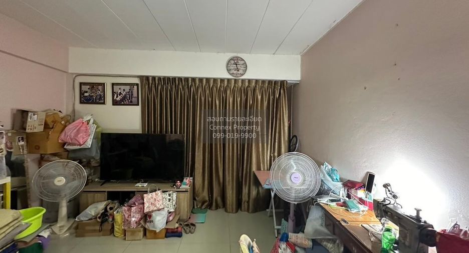 Reihenhaus zum Kauf mit 2 Zimmer in Phra Khanong, Bangkok