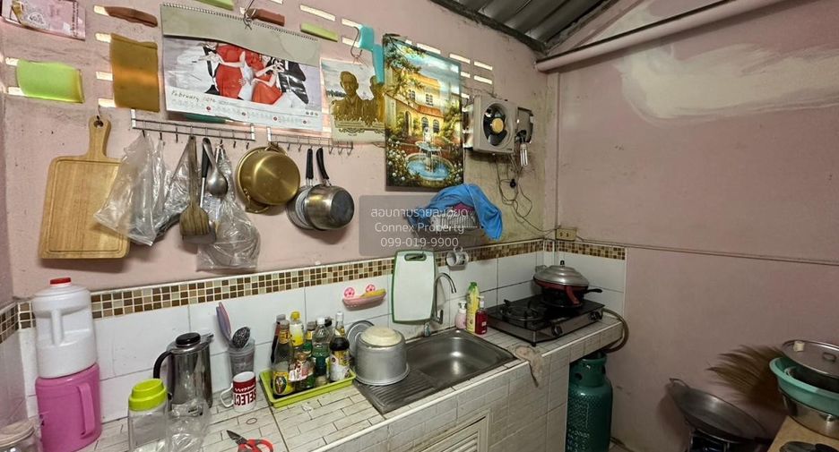 Reihenhaus zum Kauf mit 2 Zimmer in Phra Khanong, Bangkok