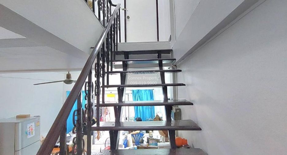 For sale 2 bedrooms townhouse in Bang Khun Thian, Bangkok