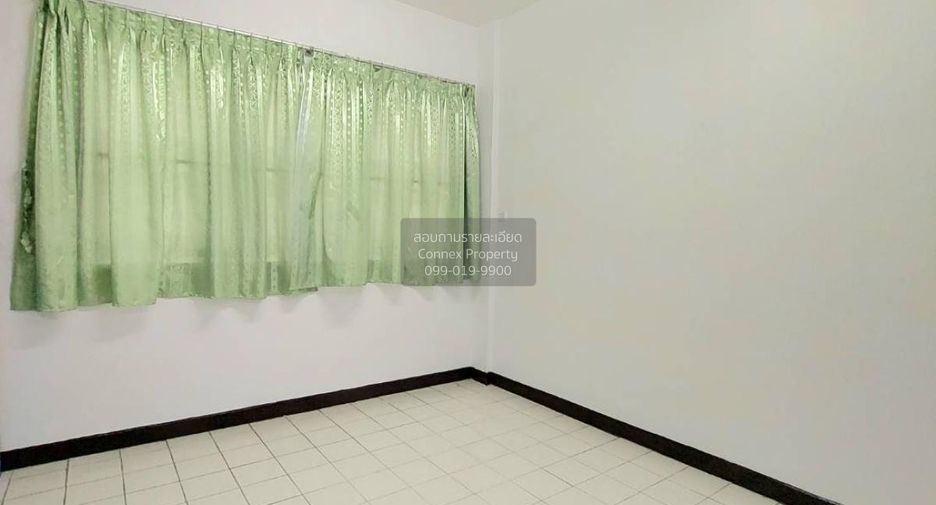 For sale 2 bedrooms townhouse in Bang Khun Thian, Bangkok