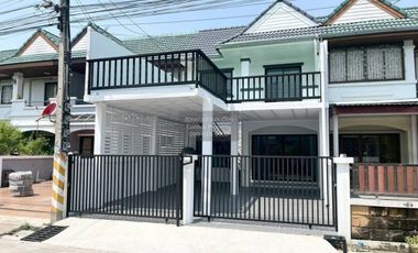 For sale 4 bedrooms townhouse in Bang Bua Thong, Nonthaburi