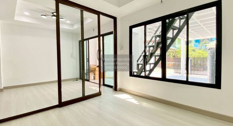 For sale 4 bedrooms townhouse in Bang Bua Thong, Nonthaburi