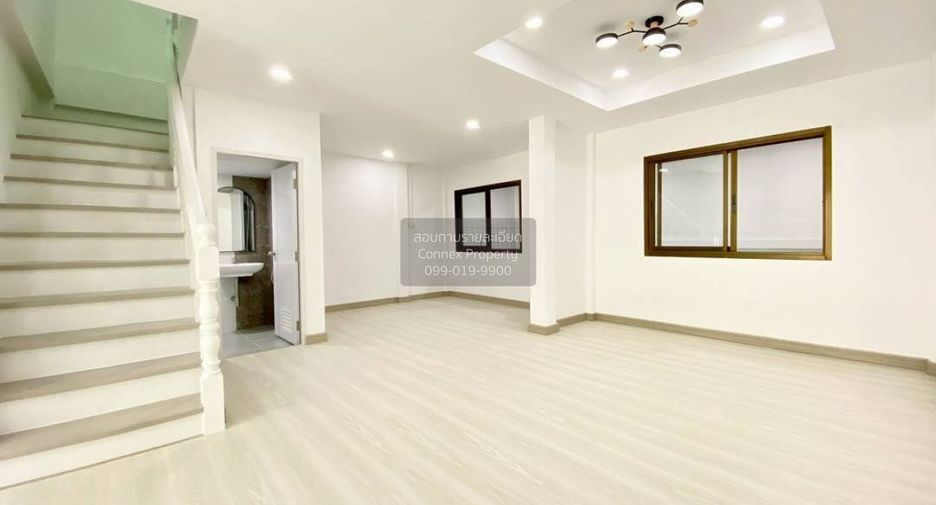 For sale 4 bedrooms townhouse in Bang Bua Thong, Nonthaburi
