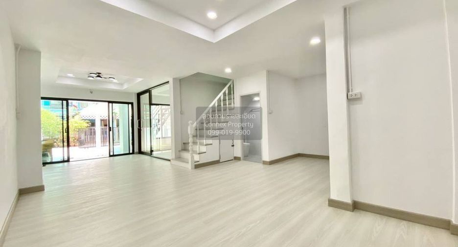 For sale 4 bedrooms townhouse in Bang Bua Thong, Nonthaburi