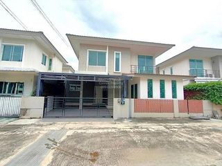Haus zum Kauf mit 3 Zimmer in Lam Luk Ka, Pathum Thani