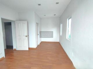 Haus zum Kauf mit 3 Zimmer in Lam Luk Ka, Pathum Thani