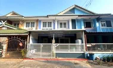 À vendre 2 chambres maison de ville à Khlong Luang, Pathum Thani