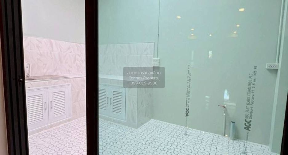 For sale 2 bedrooms townhouse in Bang Bua Thong, Nonthaburi