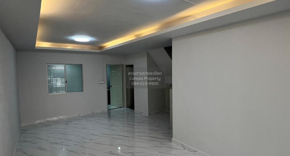 Casa adosada en venta de 3 habitaciones en Bang Yai, Nonthaburi