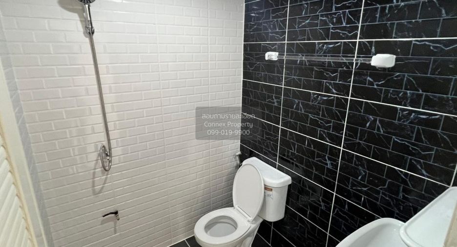 Casa adosada en venta de 3 habitaciones en Bang Yai, Nonthaburi