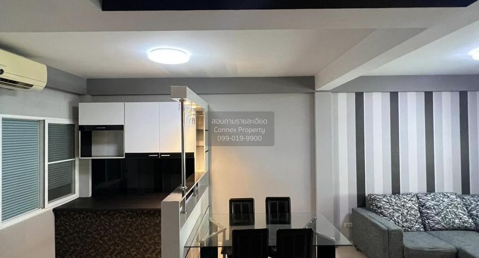 Casa adosada en venta de 3 habitaciones en Phasi Charoen, Bangkok