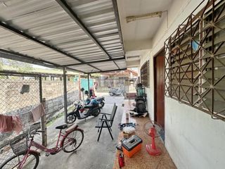 For sale 11 bedrooms apartment in Nong Khaem, Bangkok