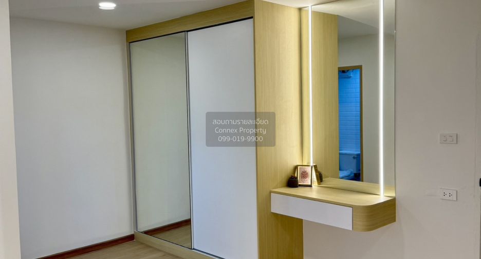 For sale 2 bedrooms condo in Wang Thonglang, Bangkok