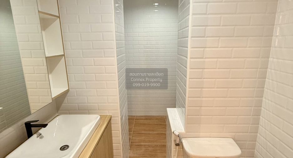For sale 2 bedrooms condo in Wang Thonglang, Bangkok