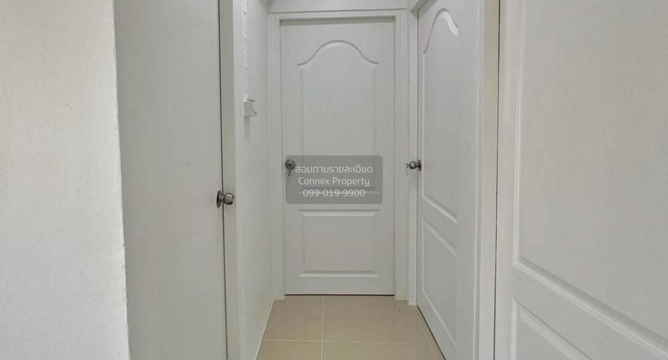 Casa adosada en venta de 3 habitaciones en Khlong Luang, Pathum Thani