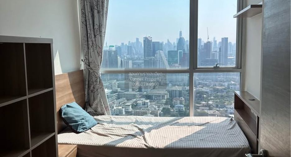 For sale 2 bedrooms condo in Phaya Thai, Bangkok
